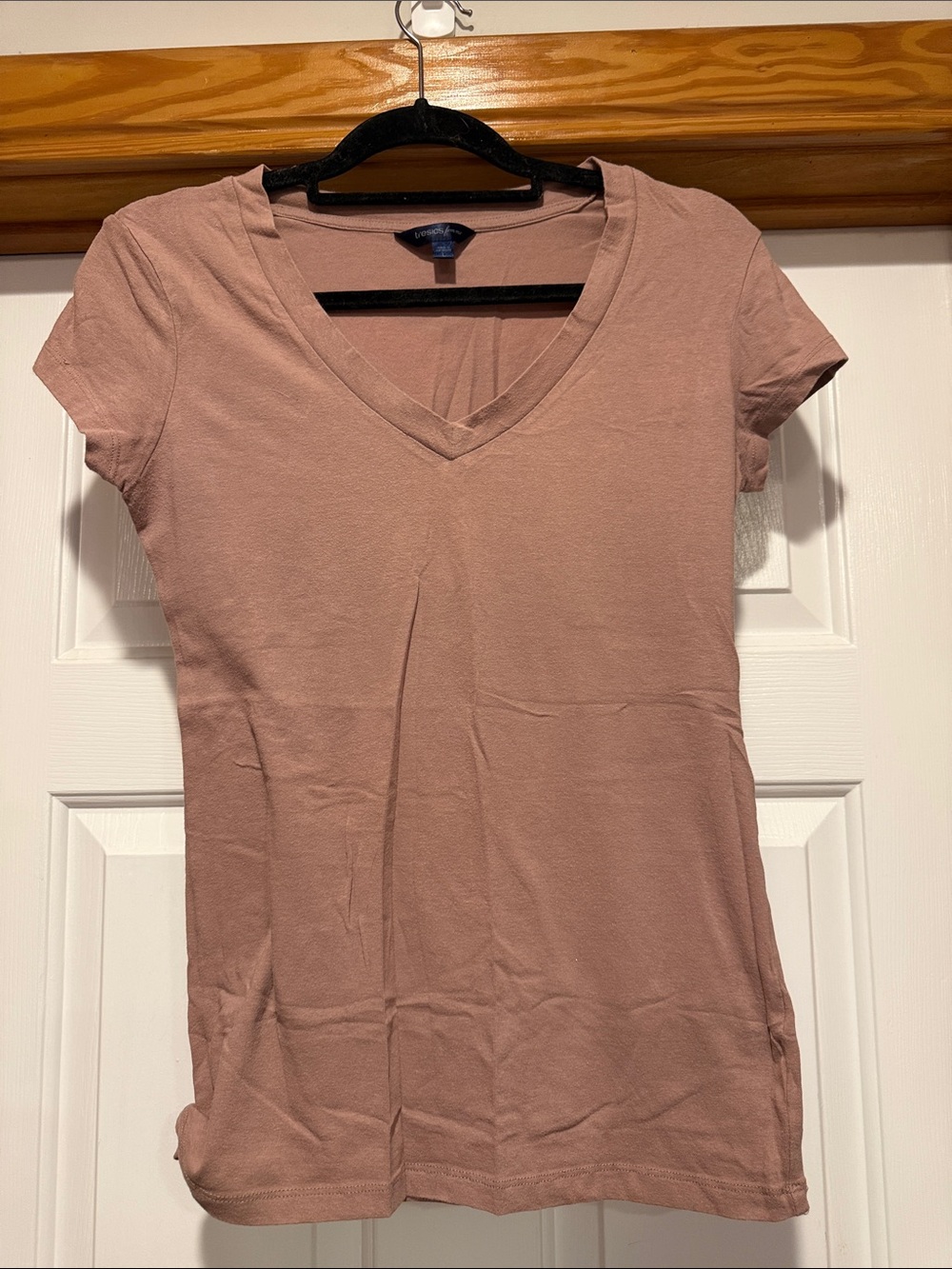 Tresics Dusty Rose V-Neck Short Sleeve Tee